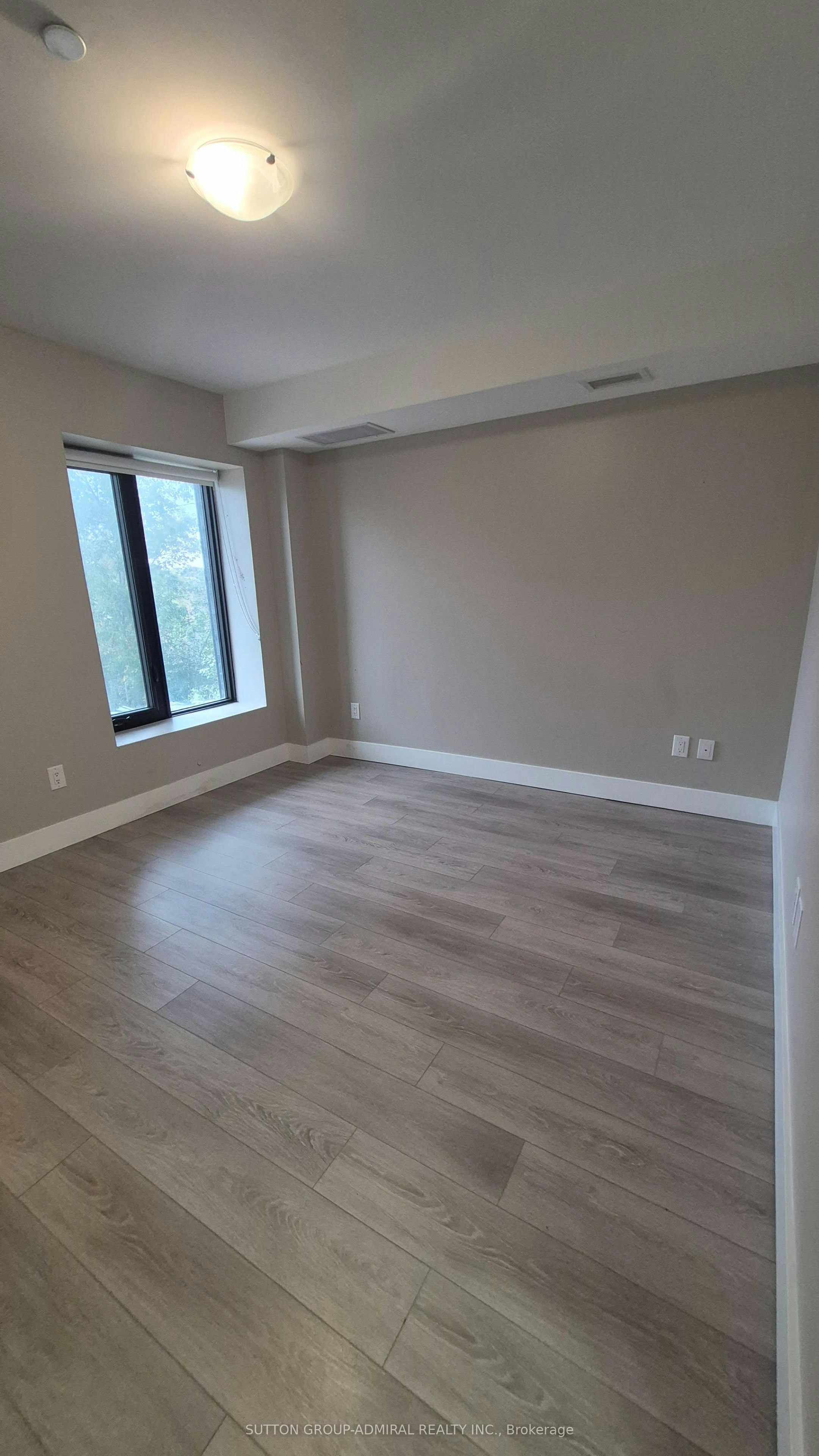 202-293 Viewmount Avenue, Toronto, ON, M6B 3H8 - 6