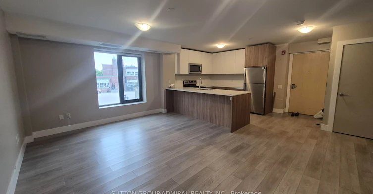 202-293 Viewmount Avenue, Toronto, ON, M6B 3H8 - 5