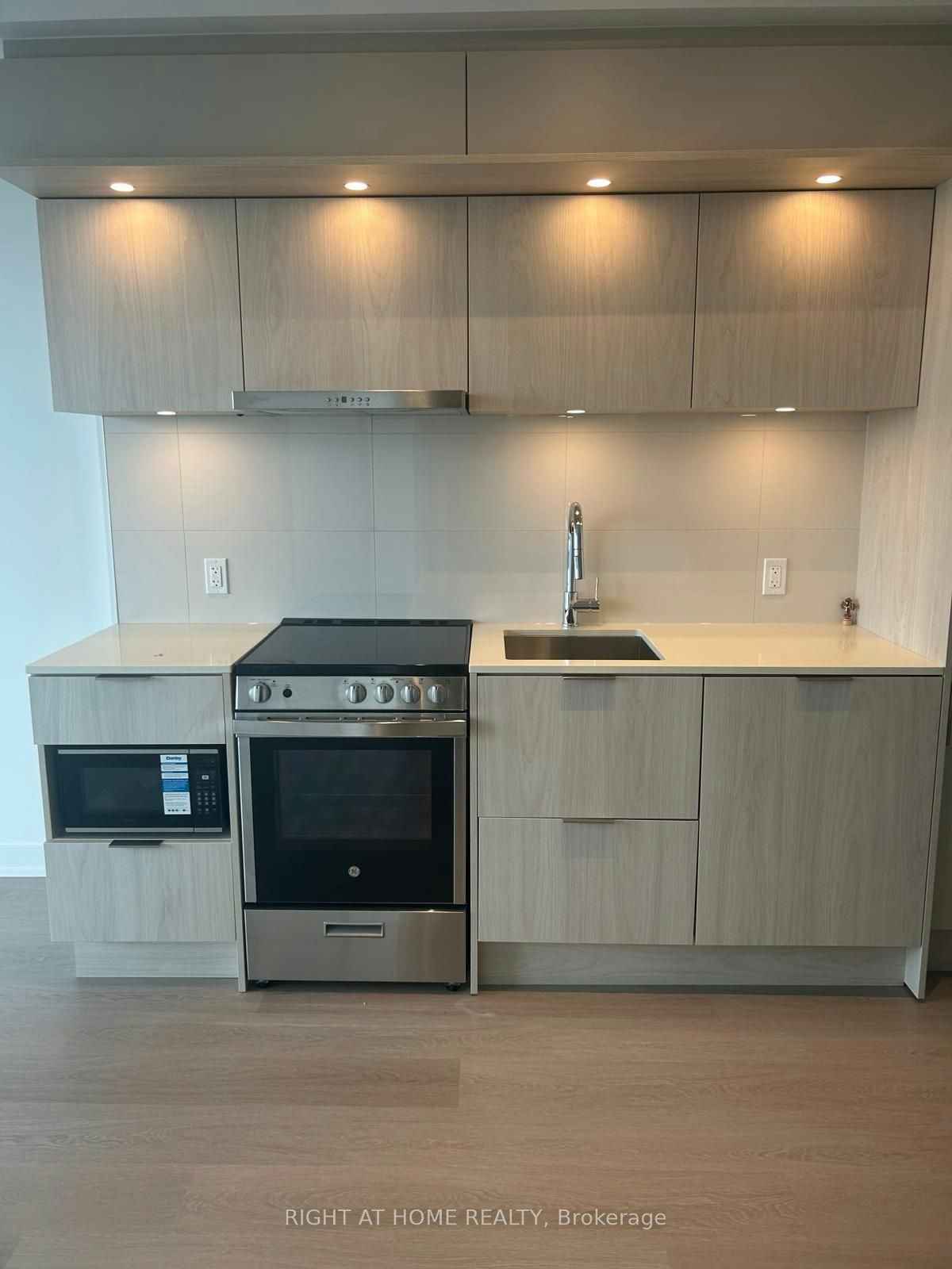 5612-448 Burnhamthorpe Road W, Mississauga, ON, L4W 2A6 - 11