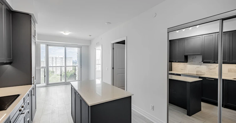 1103-30 Elm Drive W, Mississauga, ON, L5B 0N6 - 11