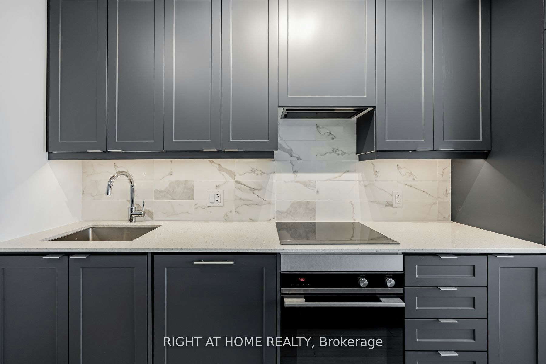 1103-30 Elm Drive W, Mississauga, ON, L5B 0N6 - 6