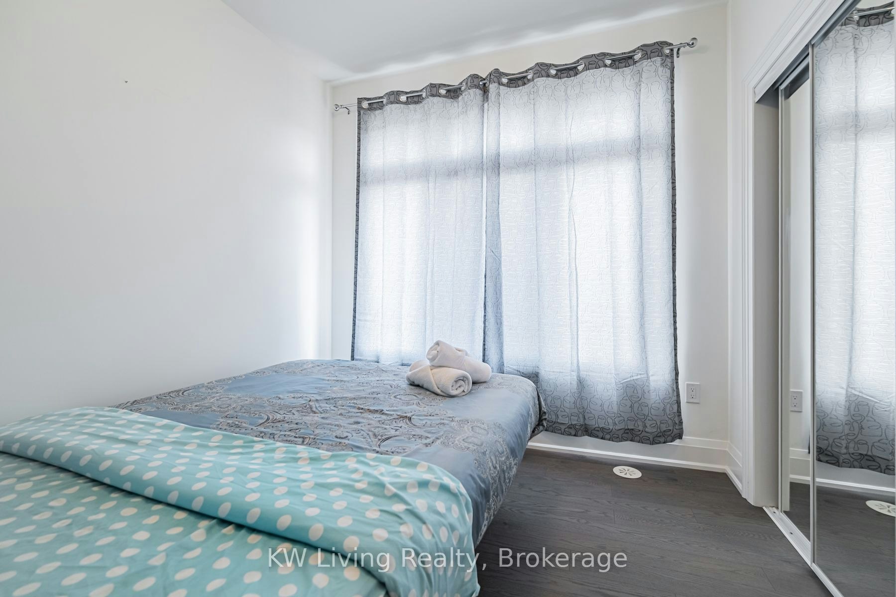 3296 Taha Gardens, Oakville, ON, L6M 5S6 - 16