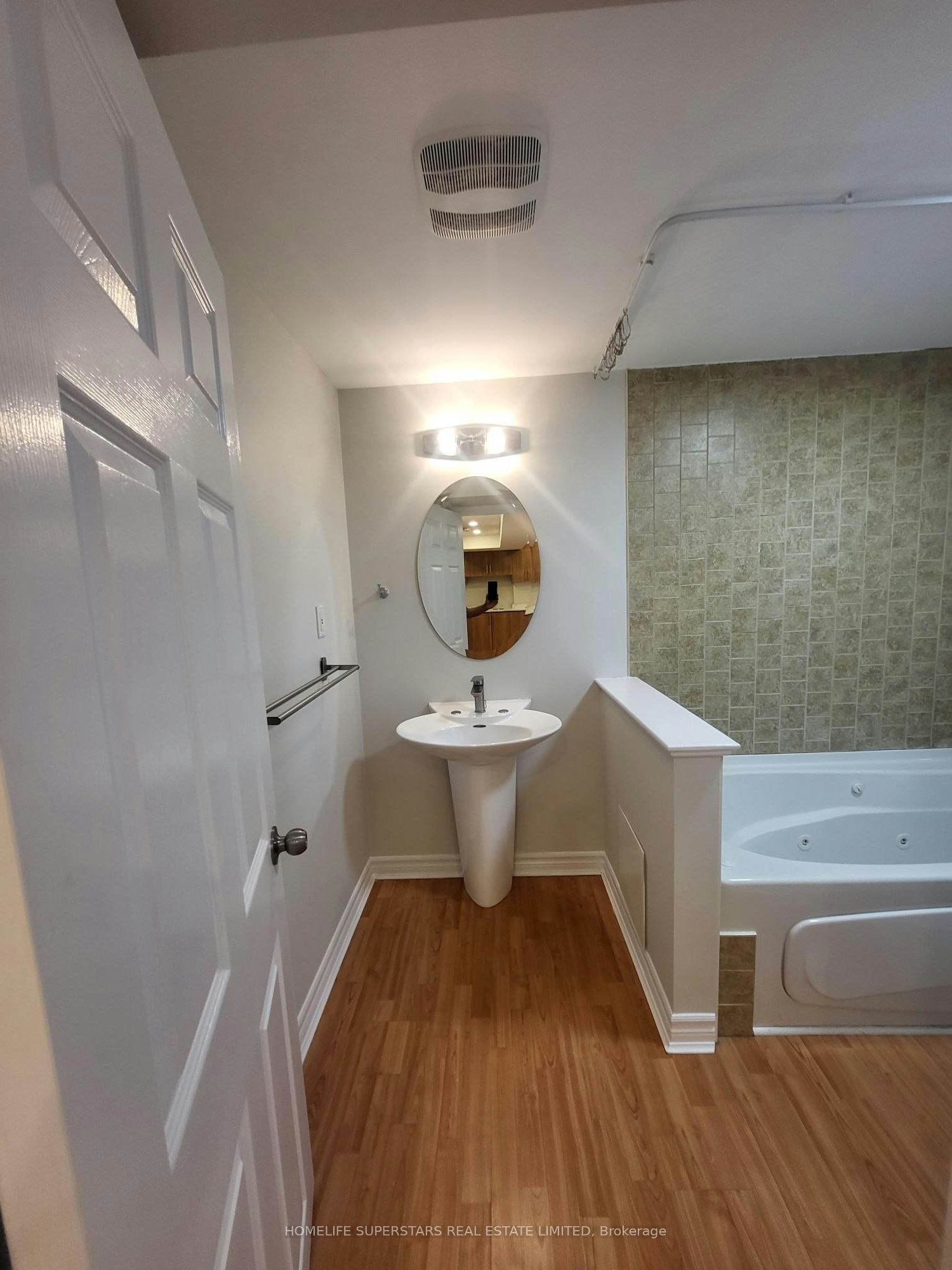 1585 Gowling Terrace, Milton, ON, L9T 5J7 - 8