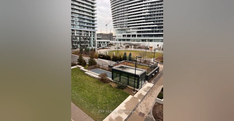 306-2560 Eglinton Avenue W, Mississauga, ON, L5M 0Y3 - 12