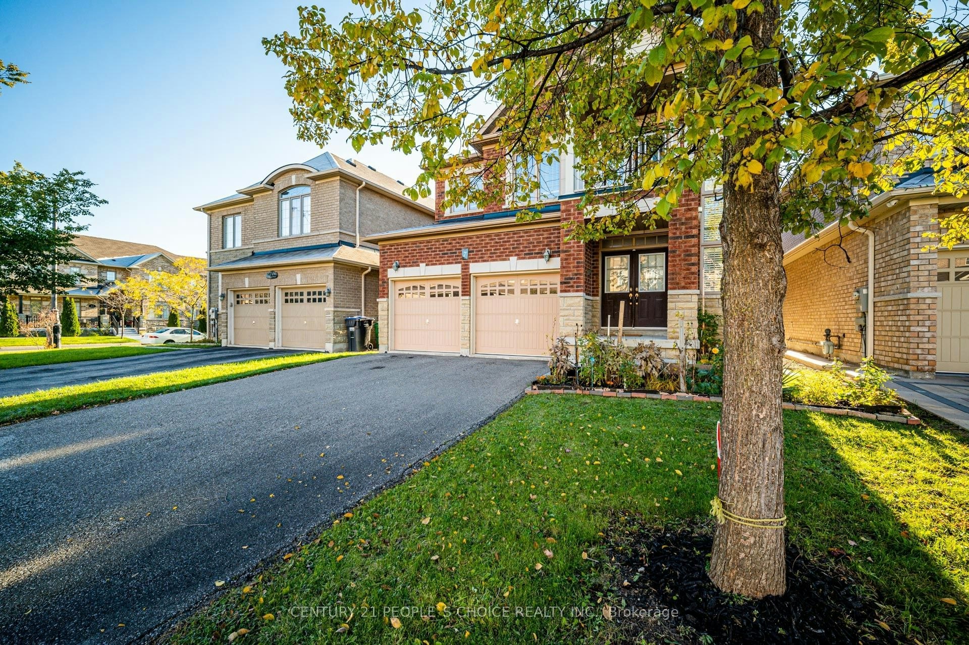 7 Toddville Road, Brampton, ON, L6P 3J2 - 2