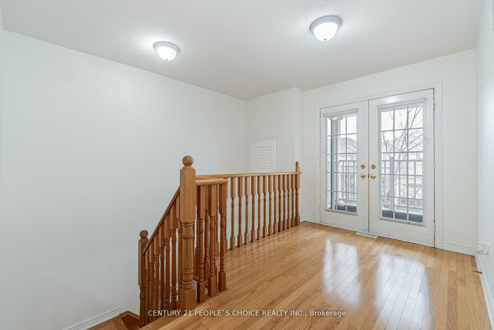 7 Toddville Road, Brampton, ON, L6P 3J2 - 3