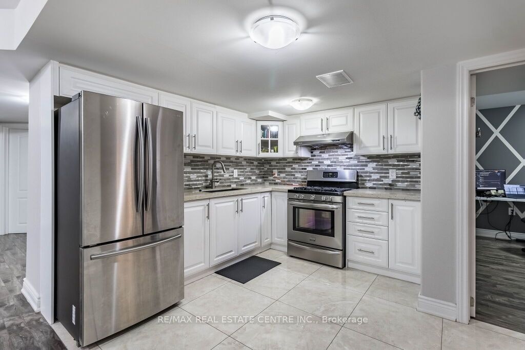 Bsmt-20 Laurentide Crescent, Brampton, ON, L6P 1Y4 - 5