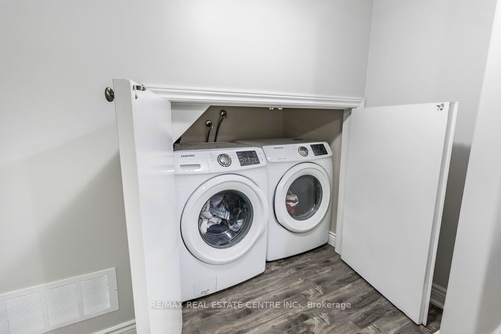 Bsmt-20 Laurentide Crescent, Brampton, ON, L6P 1Y4 - 10