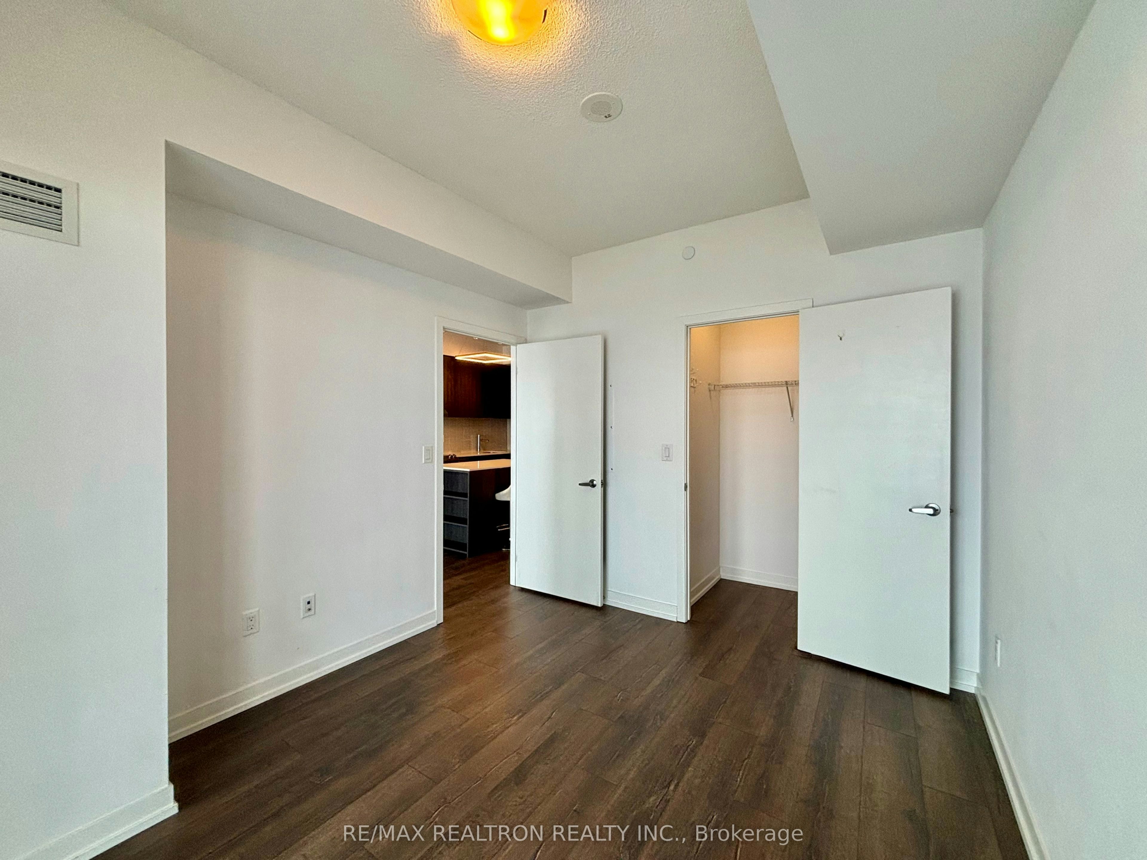 1216-2520 Eglinton Avenue, Mississauga, ON, L5M 0Y4 - 6