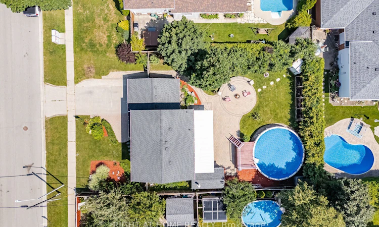 4 Rosefield Drive