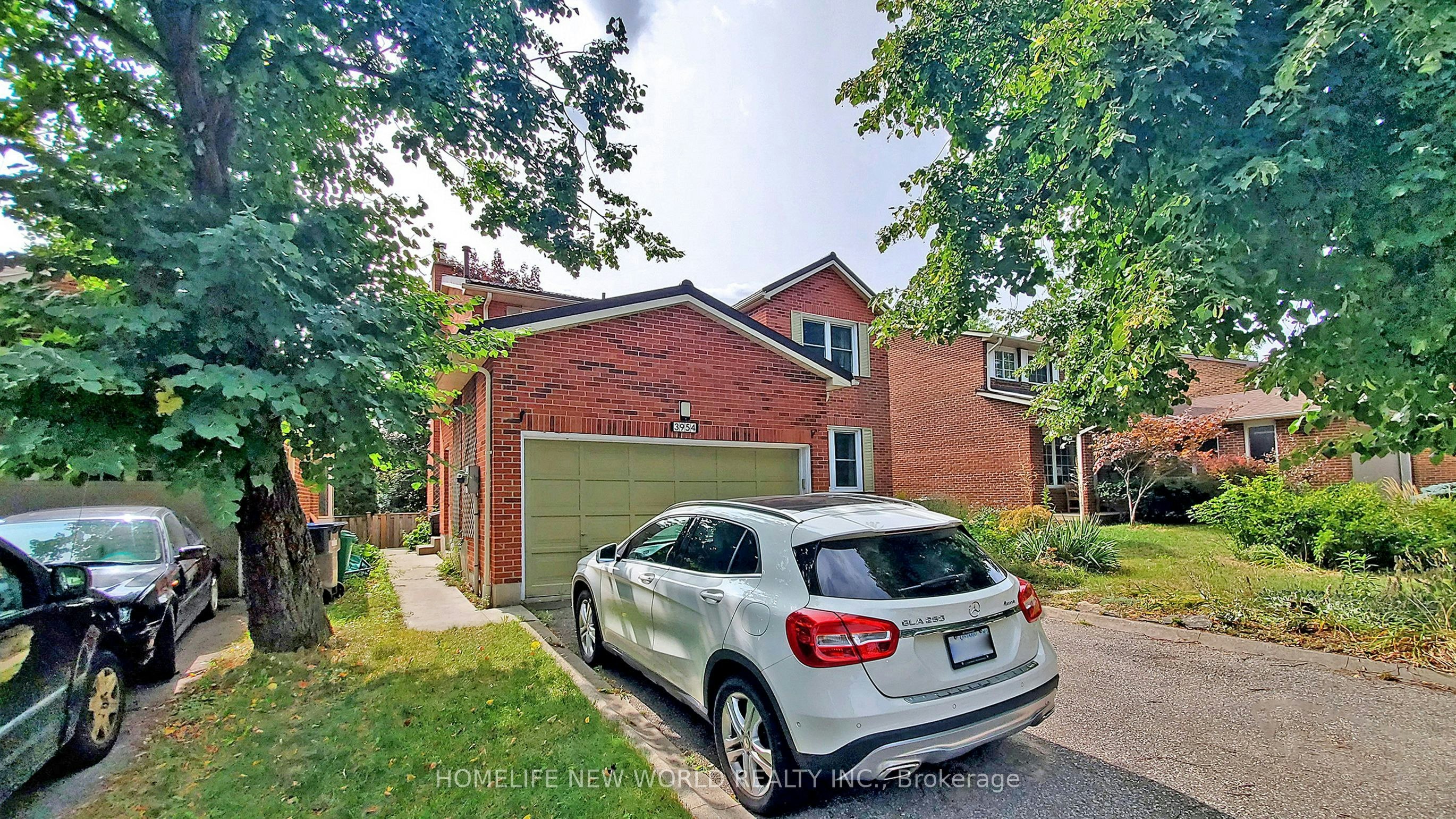 Lower Primary bedroom A-3954 Selkirk Place, Mississauga, ON, L5L 3L5