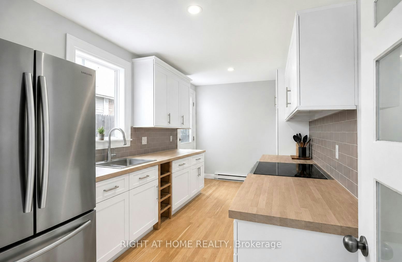 1788 Keele Street, Toronto, ON, M6M 3X1 - 7