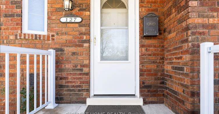 1788 Keele Street, Toronto, ON, M6M 3X1 - 3