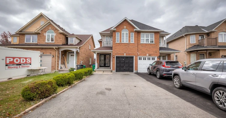 7401 Village Walk, Mississauga, ON, L5W 1X6 - 36