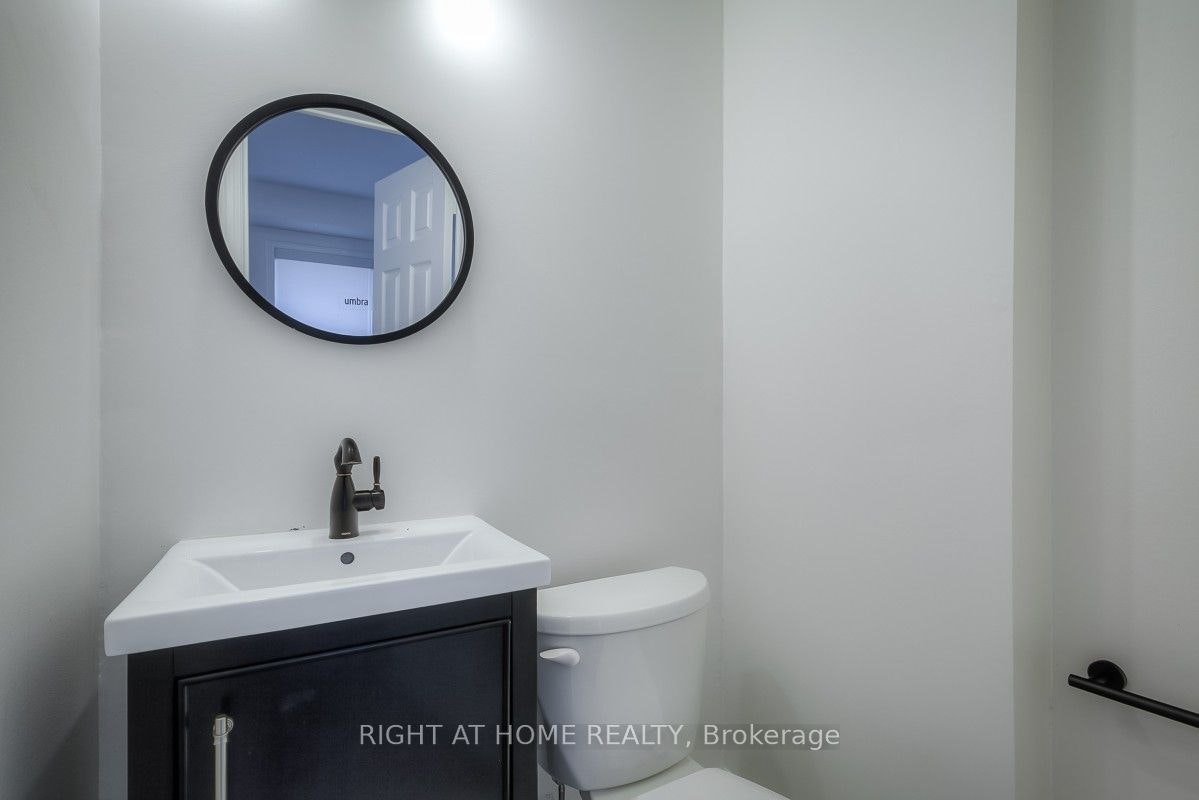 7401 Village Walk, Mississauga, ON, L5W 1X6 - 16