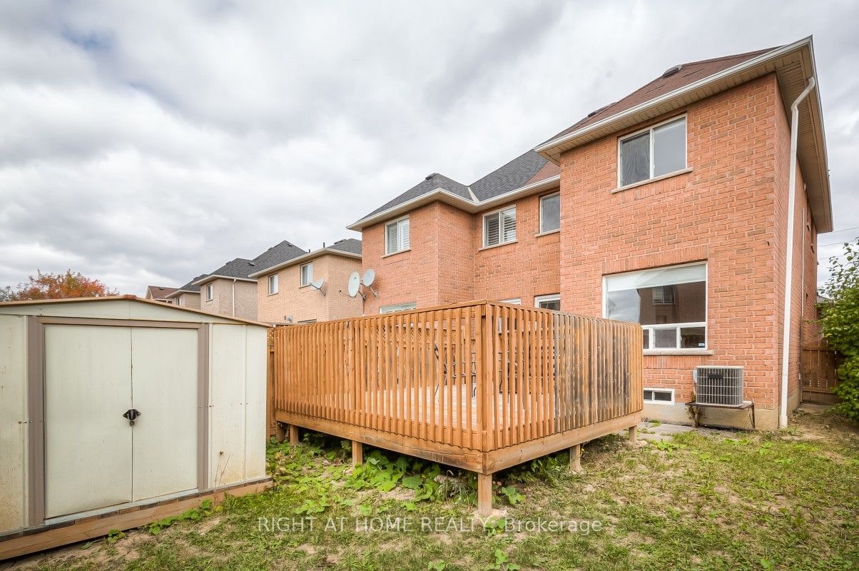 7401 Village Walk, Mississauga, ON, L5W 1X6 - 35
