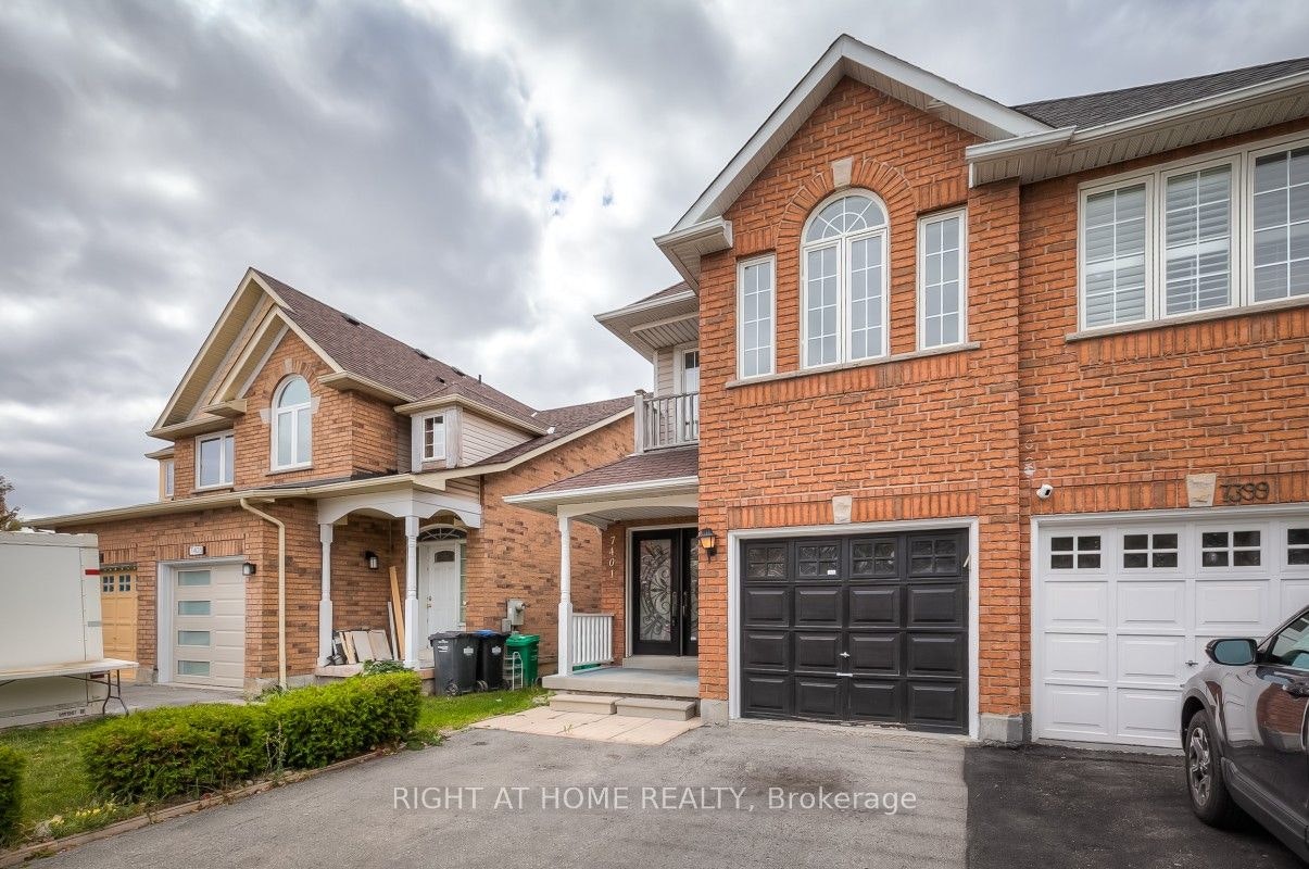 7401 Village Walk, Mississauga, ON, L5W 1X6 - 3