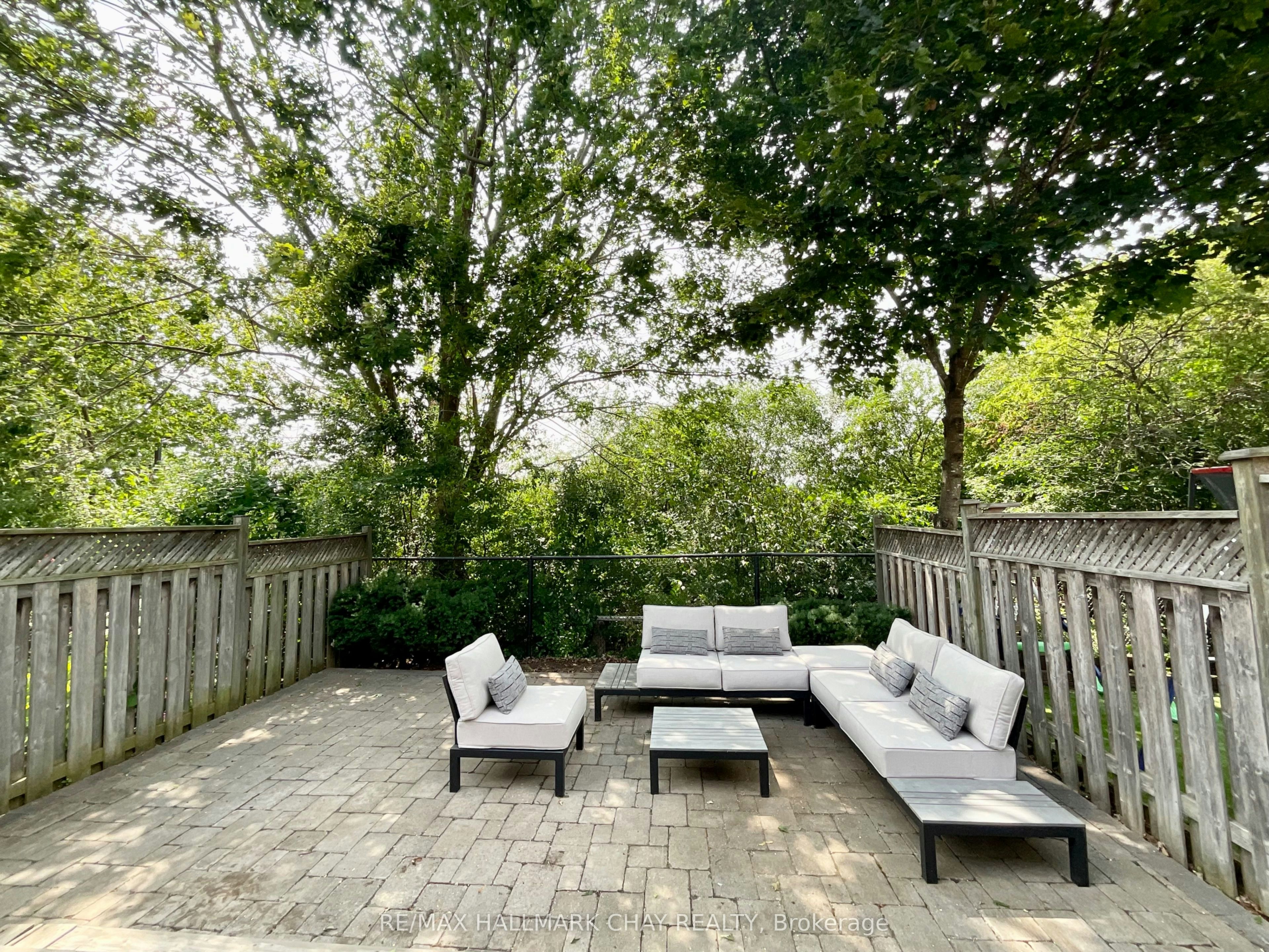 14 Gardenia Way, Caledon, ON, L7C 1B2 - 14