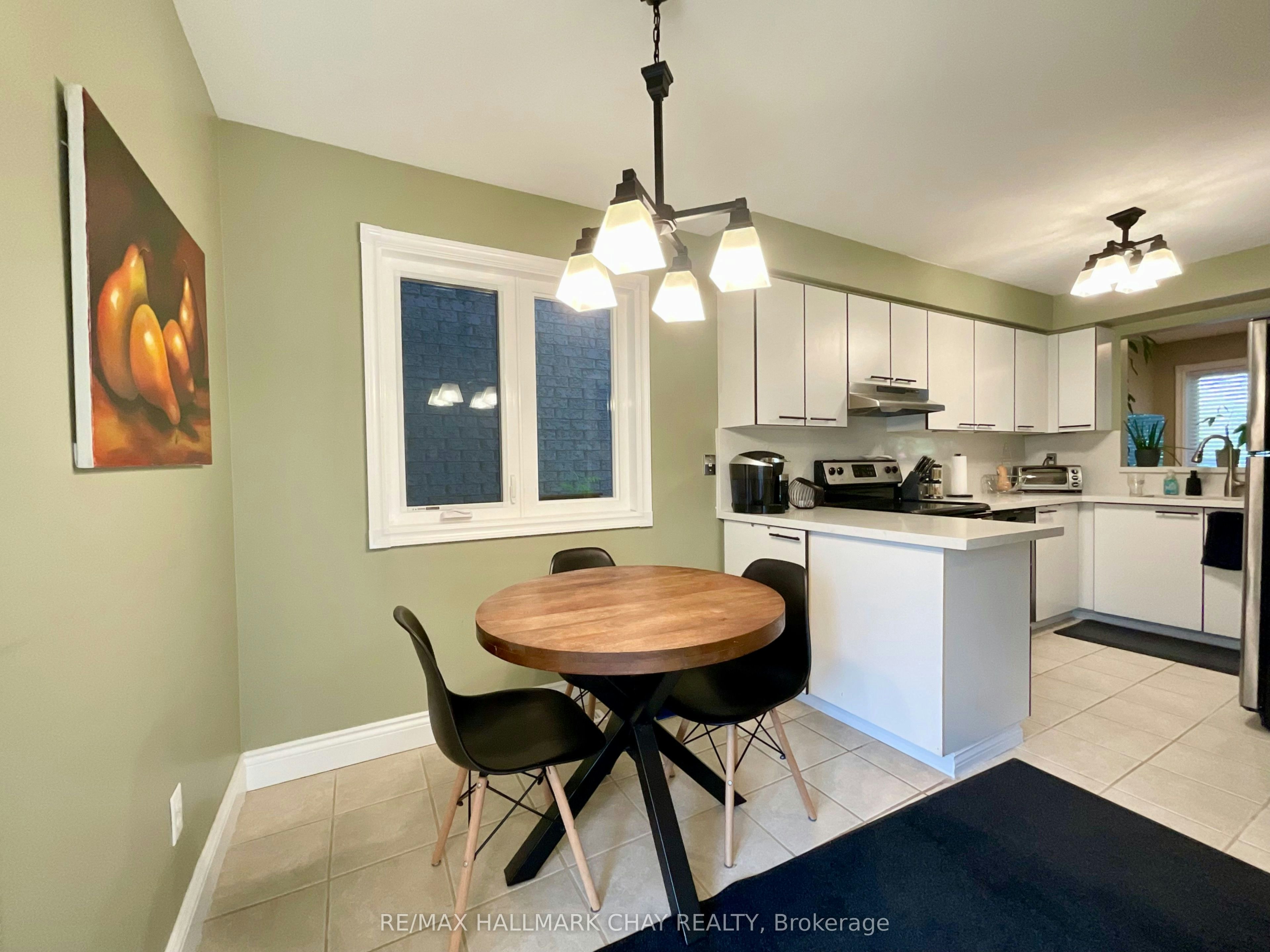 14 Gardenia Way, Caledon, ON, L7C 1B2 - 4