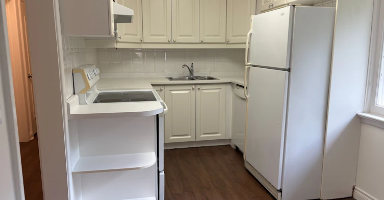2067 Devon Road, Oakville, ON, L6J 2N1 - 9
