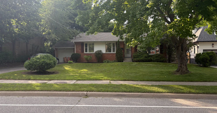 2067 Devon Road, Oakville, ON, L6J 2N1 - 2