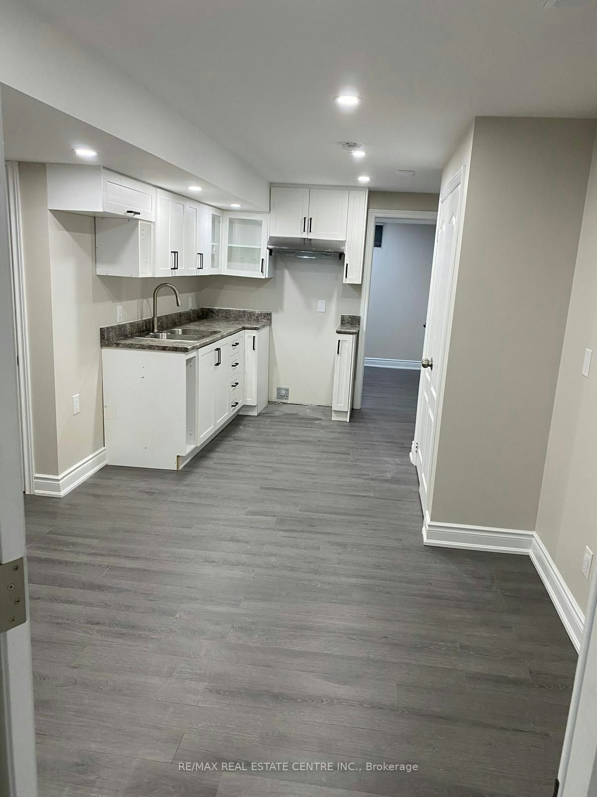 Basement-3885 Rippleton Lane, Mississauga, ON, L5N 6V7 - 7