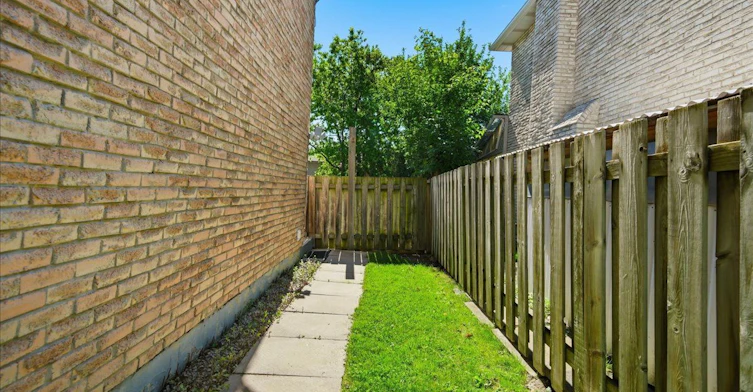 1708 Woodeden Drive, Mississauga, ON, L5H 3S5 - 7