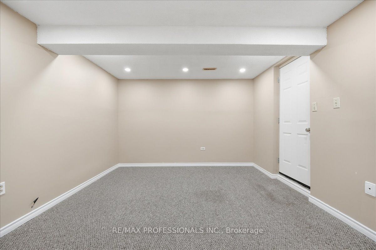 1708 Woodeden Drive, Mississauga, ON, L5H 3S5 - 18