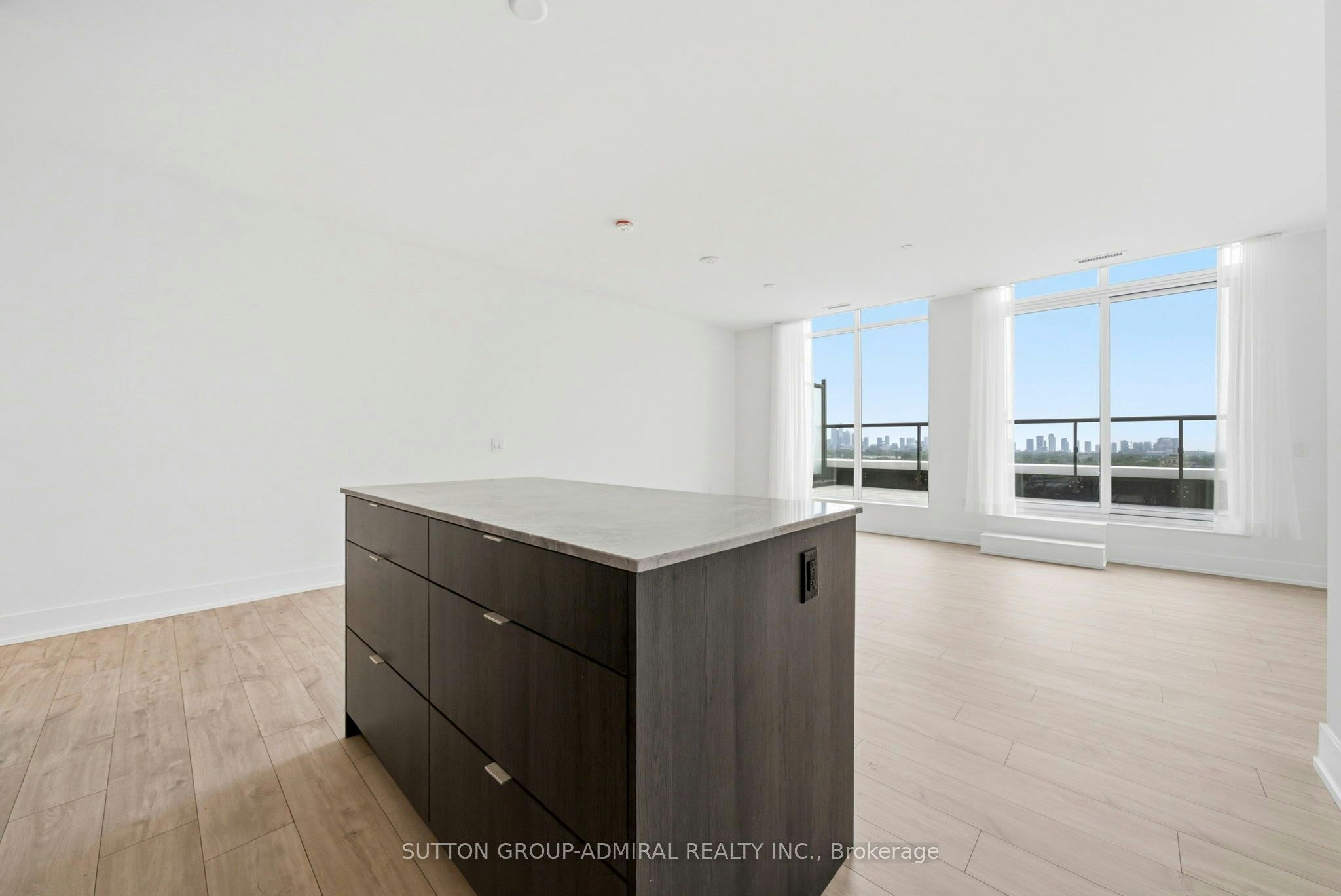 PH43-858 Dupont Street, Toronto, ON, M6G 0C1 - 17