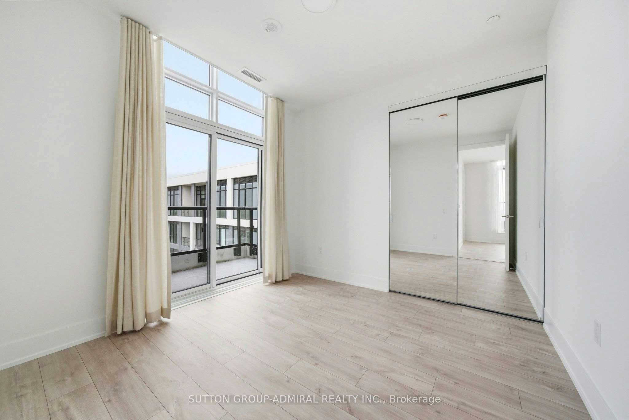 PH43-858 Dupont Street, Toronto, ON, M6G 0C1 - 22