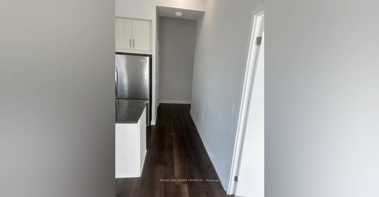 604-4085 Parkside Village Drive, Mississauga, ON, L5B 0K8 - 4