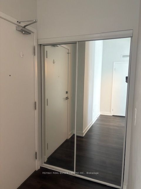 604-4085 Parkside Village Drive, Mississauga, ON, L5B 0K8 - 5