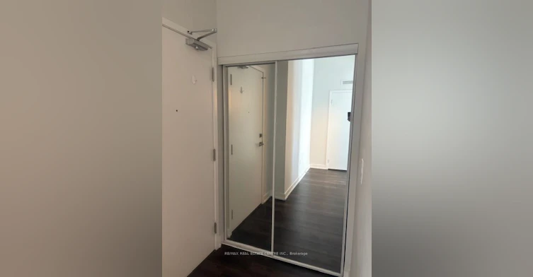 604-4085 Parkside Village Drive, Mississauga, ON, L5B 0K8 - 5