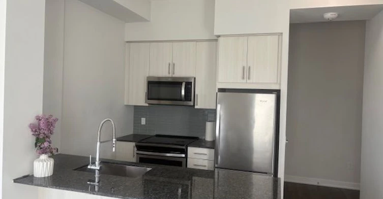 604-4085 Parkside Village Drive, Mississauga, ON, L5B 0K8 - 6