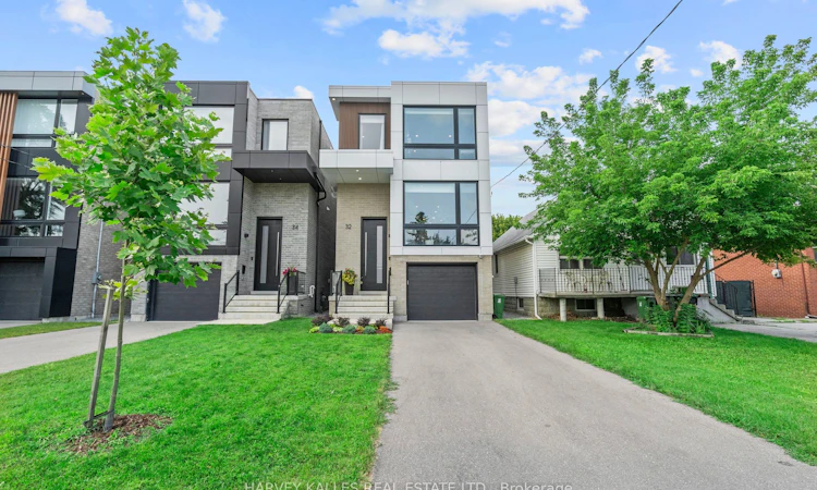 32 Albright Avenue
