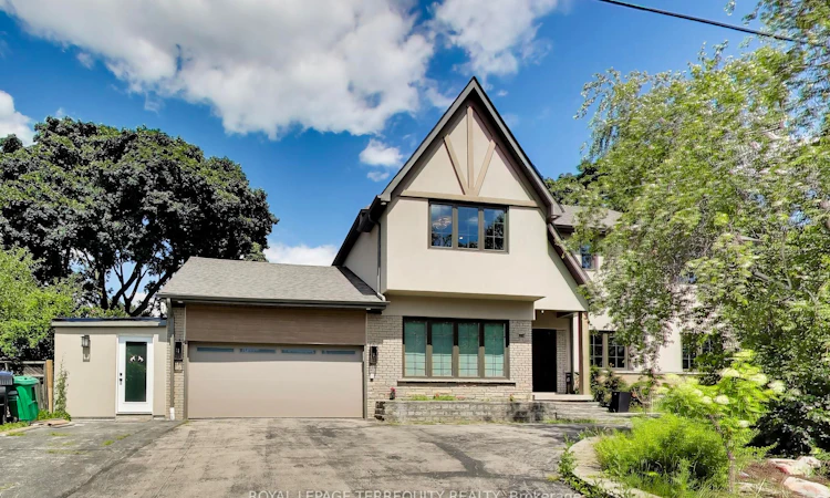 1621 Skyline Drive