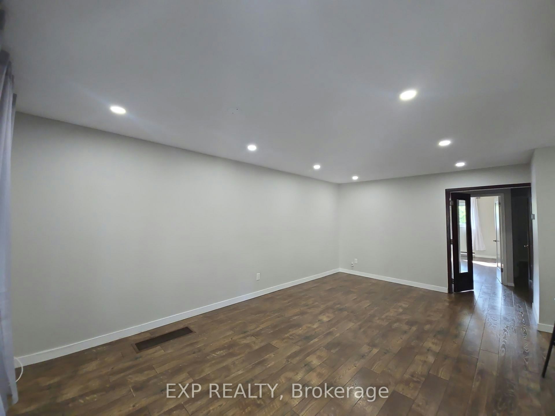 Main Level-87 Wellington Street E, Brampton, ON, L6W 1Y6 - 8