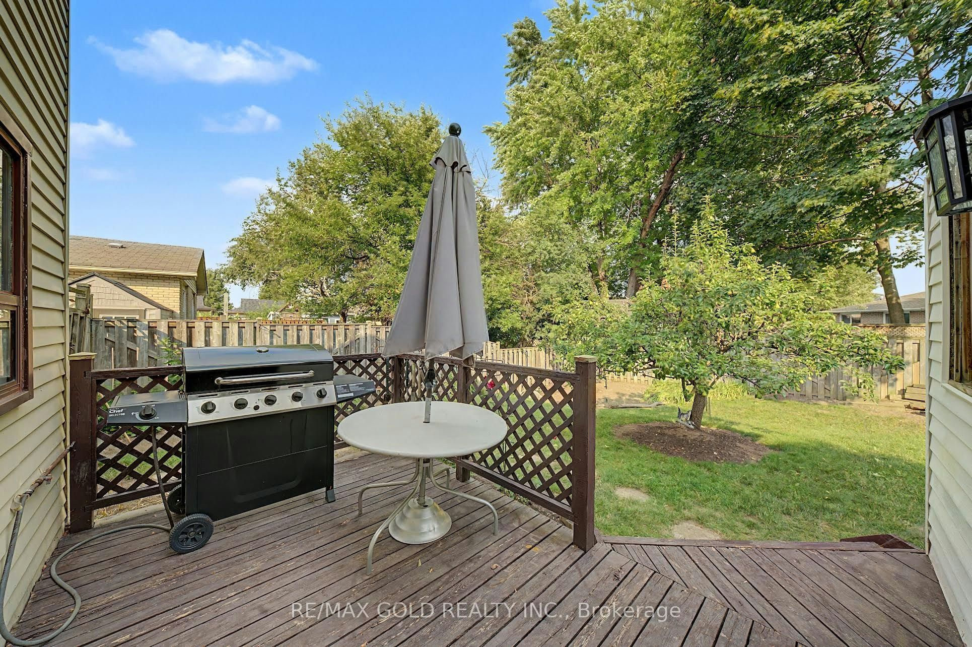 52 Madoc Drive, Brampton, ON, L6V 1Z9