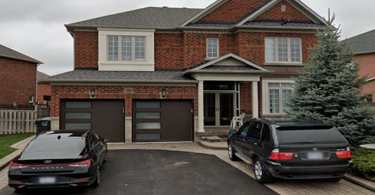 52 Saint Hubert Drive, Brampton, ON, L6P 1W1