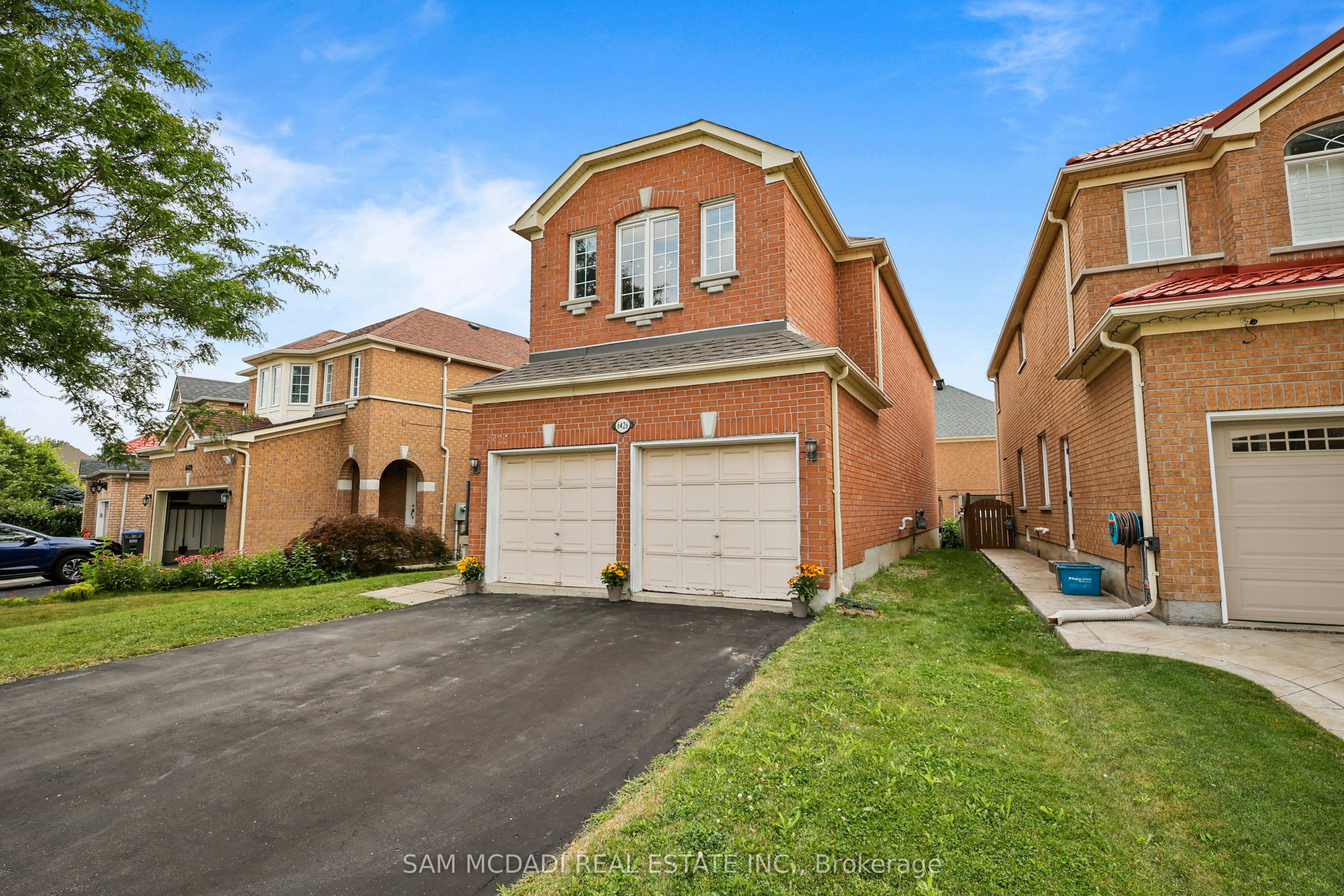 6426 Valiant Heights, Mississauga, ON, L5W 1E2