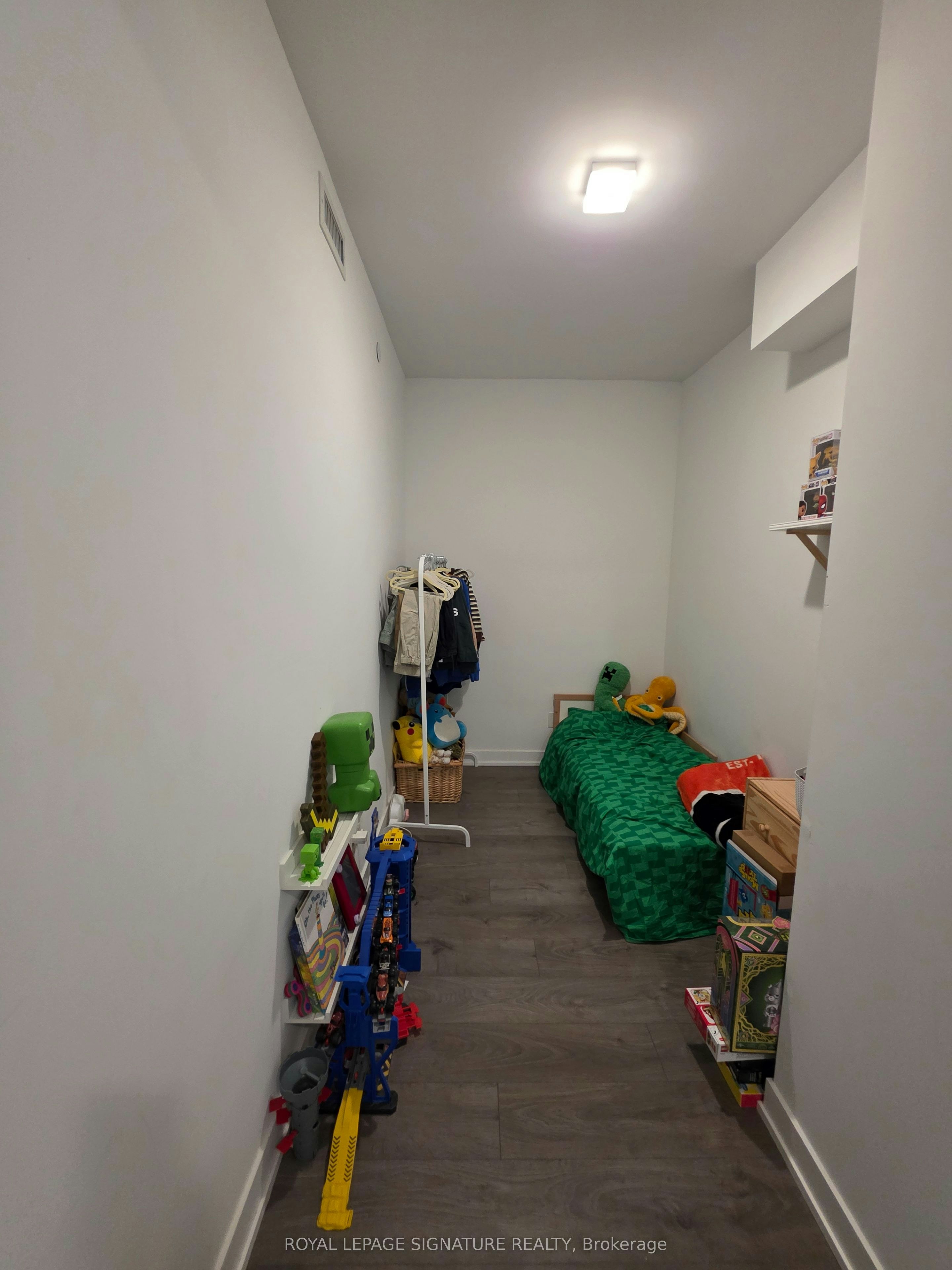 210-180 Veterans Drive, Brampton, ON, L7A 5G7 - 9