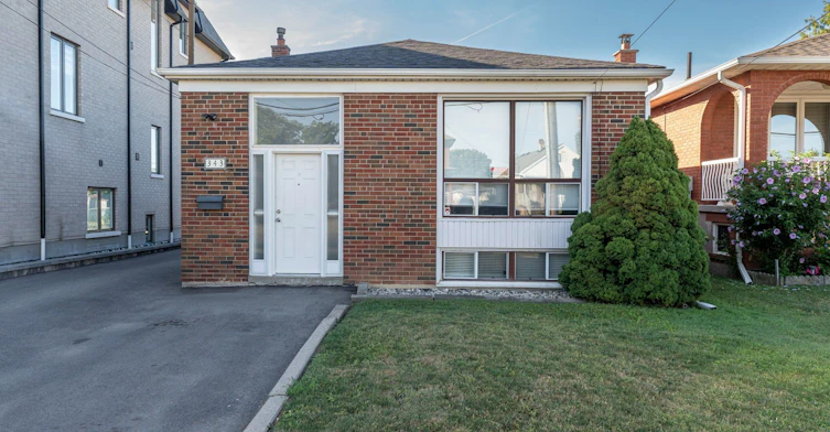 Lower-343 Ranee Avenue, Toronto, ON, M6A 1N9