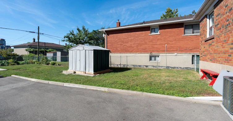 Lower-343 Ranee Avenue, Toronto, ON, M6A 1N9 - 7
