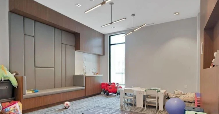 104-25 Neighbourhood Lane, Toronto, ON, M9Y 0C4 - 18