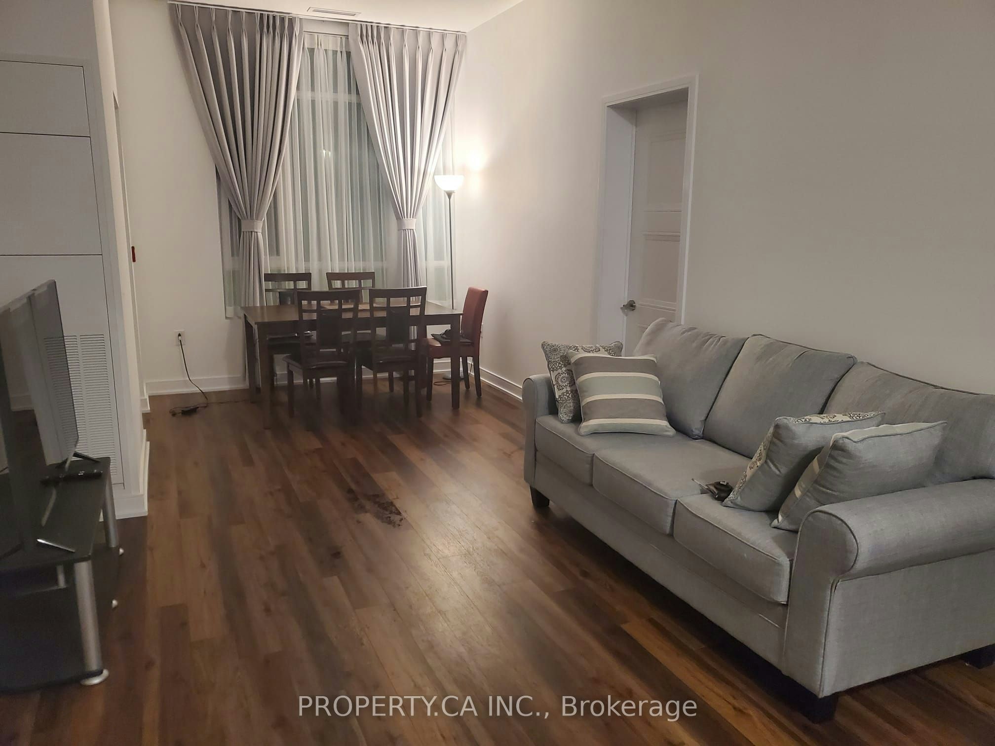 104-25 Neighbourhood Lane, Toronto, ON, M9Y 0C4 - 3