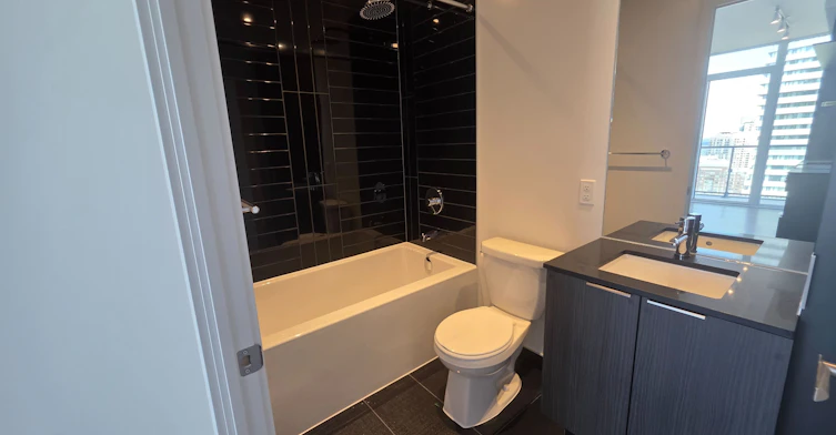 2908-448 Burnhamthorpe Road W, Mississauga, ON, L5B 0R4 - 13