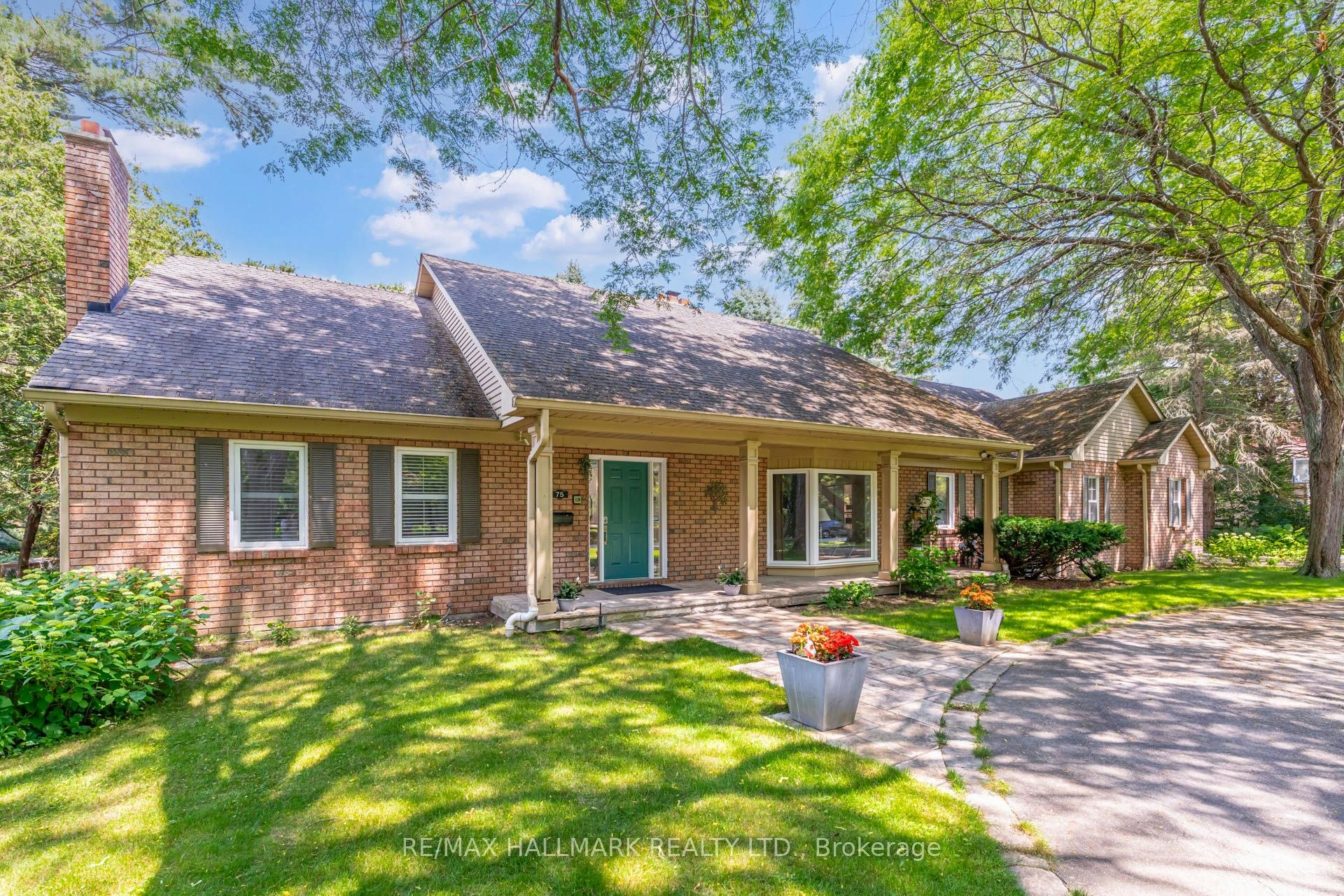 75 Arbour Drive, Oakville, ON, L6J 4Y6