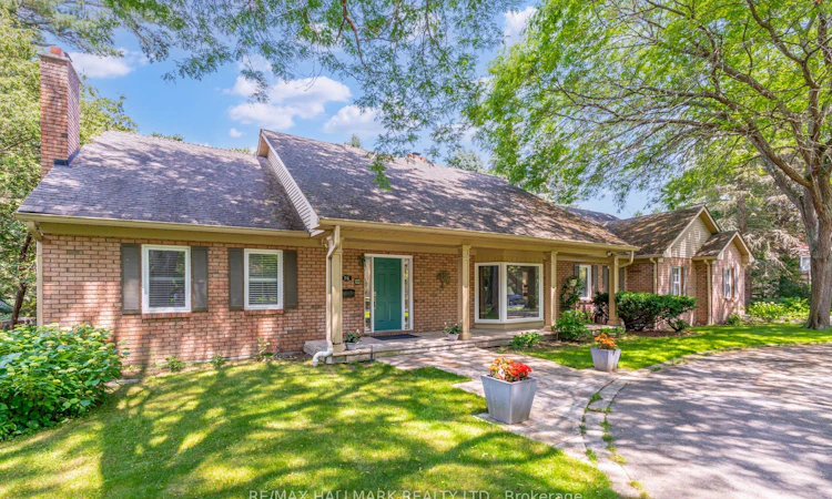 75 Arbour Drive