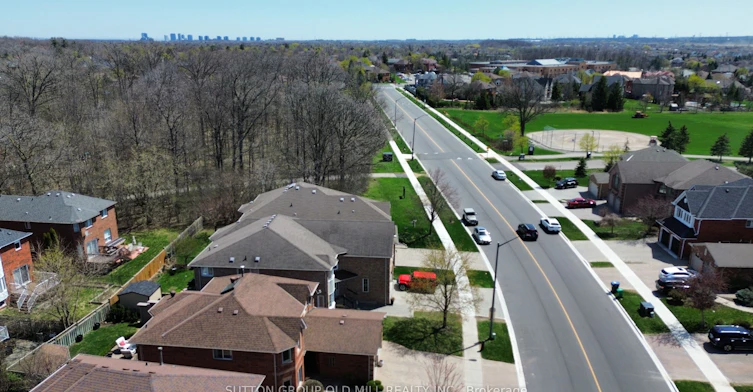 6835 Forest Park Drive, Mississauga, ON, L5N 6X5 - 32