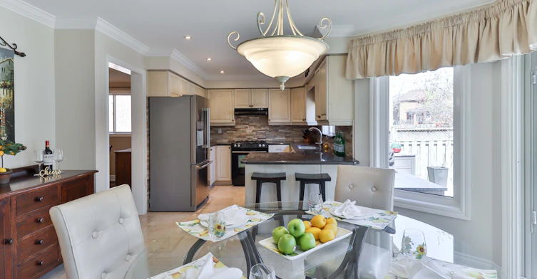 6835 Forest Park Drive, Mississauga, ON, L5N 6X5 - 9